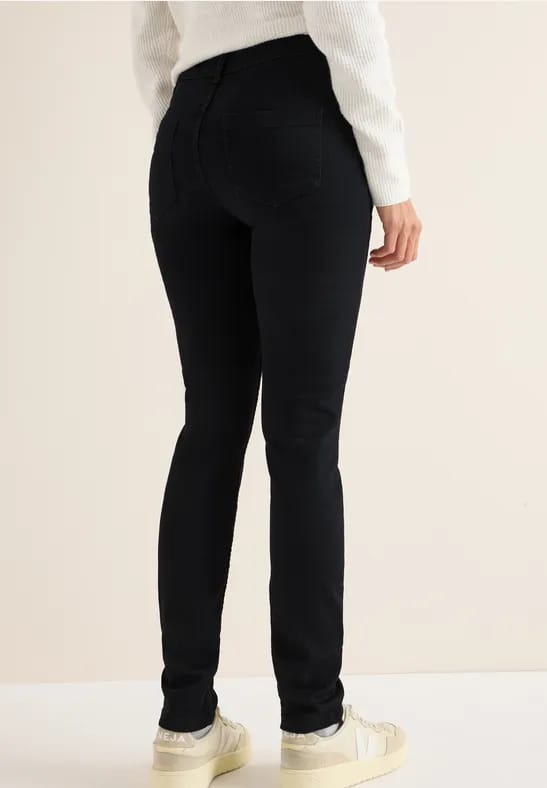 Slim Fit jeans