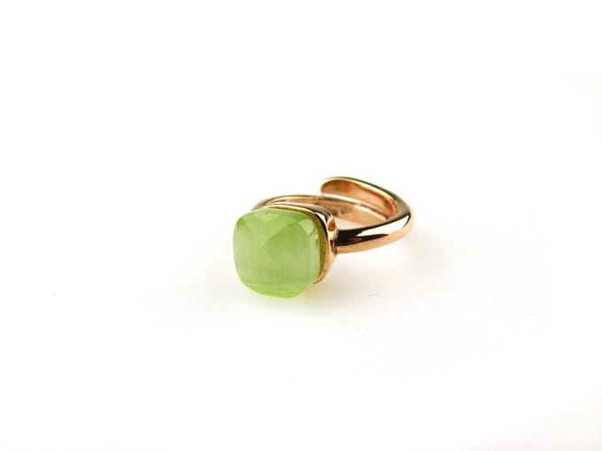 ring in zilver roze verguld model carré groene steen