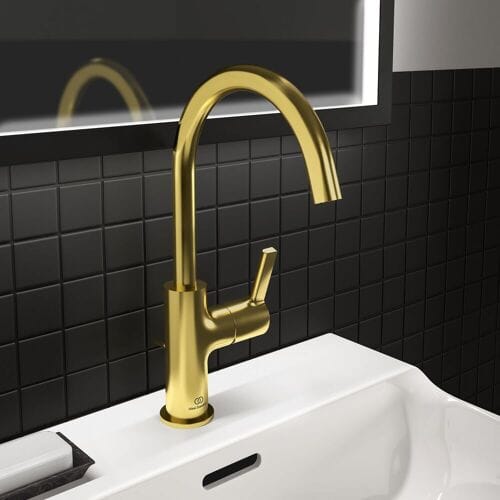 Ideal Standard washbasin faucet with high spout and drain BC777A2