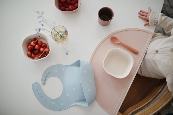 Mushie - Siliconen Placemat - Retro Cars