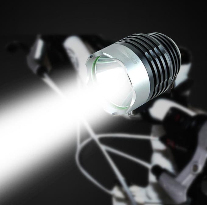 Super felle LED Fietslamp zilver