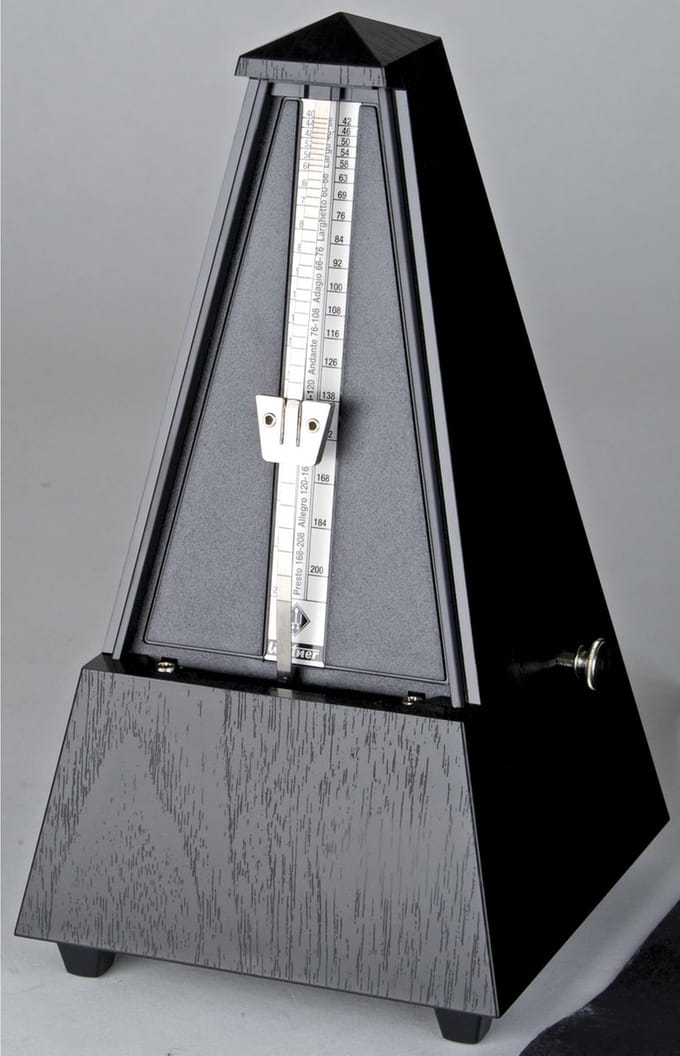 Wittner M 855 161 metronoom Pyramide Gl zwart-houtmaserung/Kunststuk - Accessoire voor keyboards