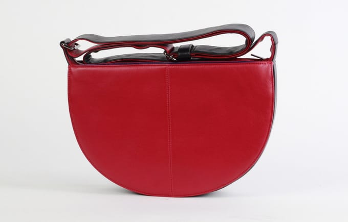 Damestas Peru large zwart, rood, paars