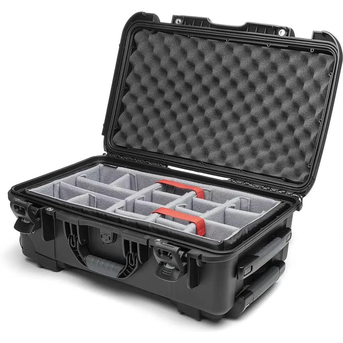 Nanuk 935 Case w/padded divider - Black