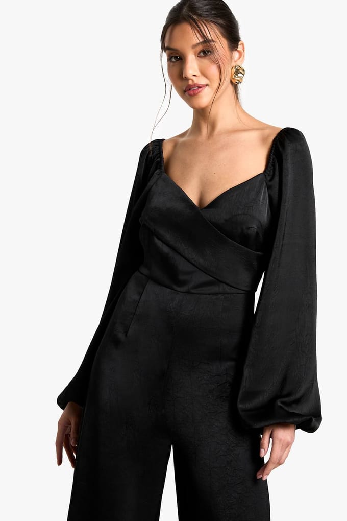 boohoo Dames Gestructureerde satijn wikkel jumpsuit | Black | Maat: 8