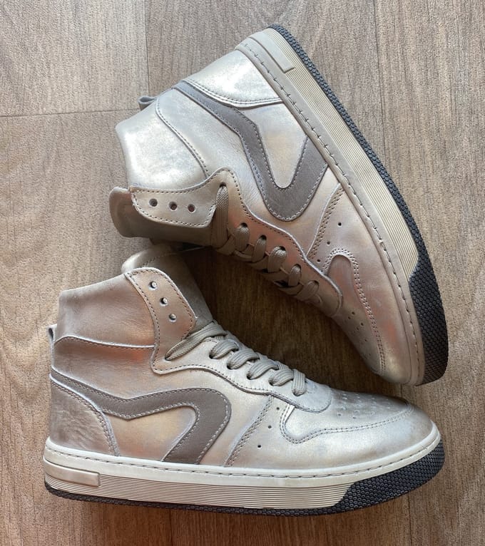Hip sneaker maat 30