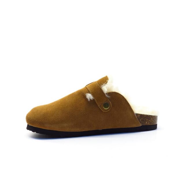 Shoecolate vacht slipper suede 8.25.55.030 COGNAC