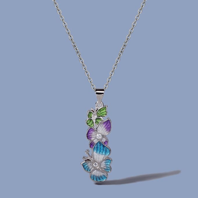 Collier Créatif avec Pendentif Laqué Deux Papillons, Feuille Émaillée Longue et Fleur gray