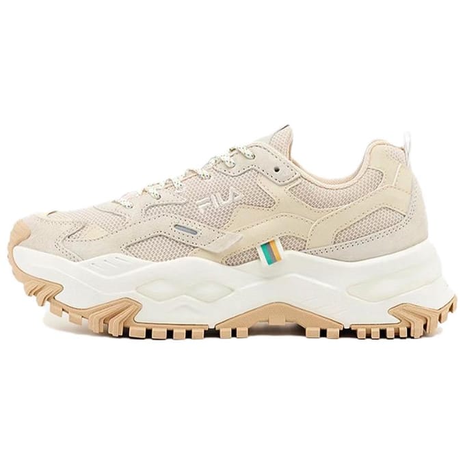 FILA Twine Max Cuir Synthétique Confortable Polyvalent Basse Tige Chaussures Décontractées Baskets Unisexes Marron Clair Blanc 1RM02760G_920 39 white