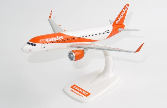 Schaalmodel vliegtuig EasyJet Airbus A320neo schaal 1:200 lengte 18,8cm