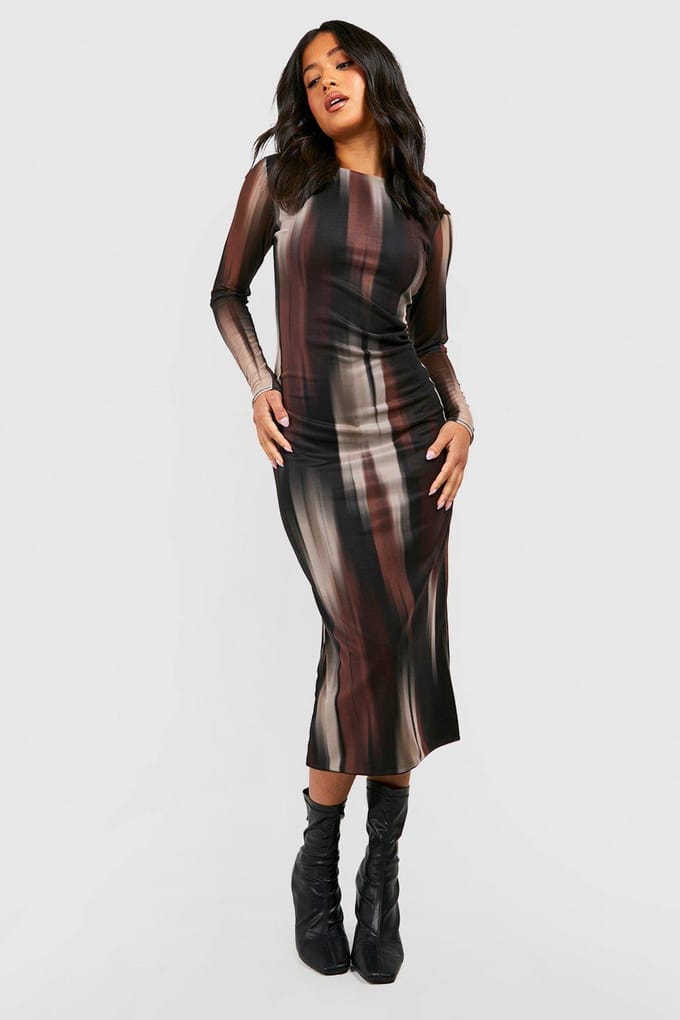 boohoo Dames Petite Mesh Lange Mouwen Midaxi Jurk | Maat: 40