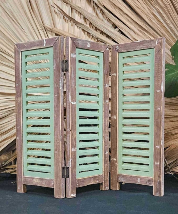 Raamscherm hout 52 cm - landelijke shutter als raam scherm Groen bruin | Inspiring Minds