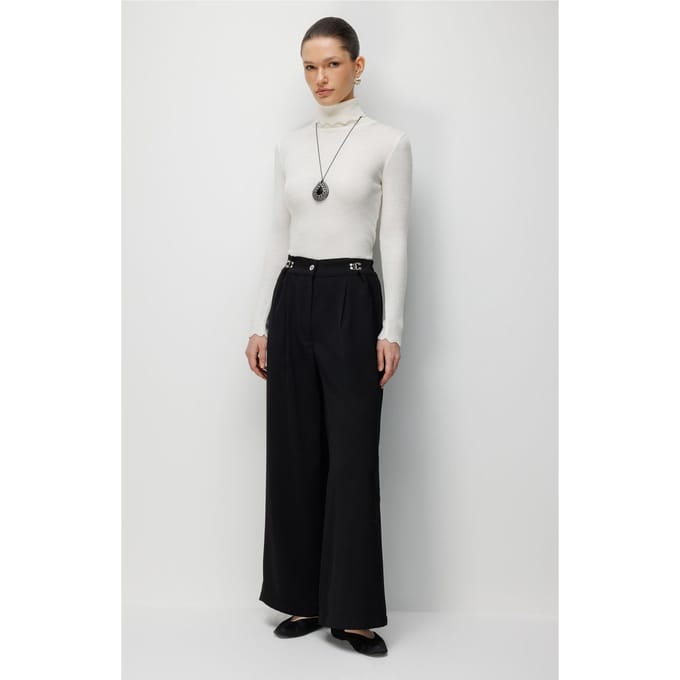 Hoge Taille Wijde Pantalon met Accessoire Detail