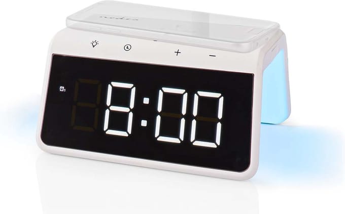 Nedis Digitale Wekker met Draadloze Oplader – Klok – Alarmklok – Wit
