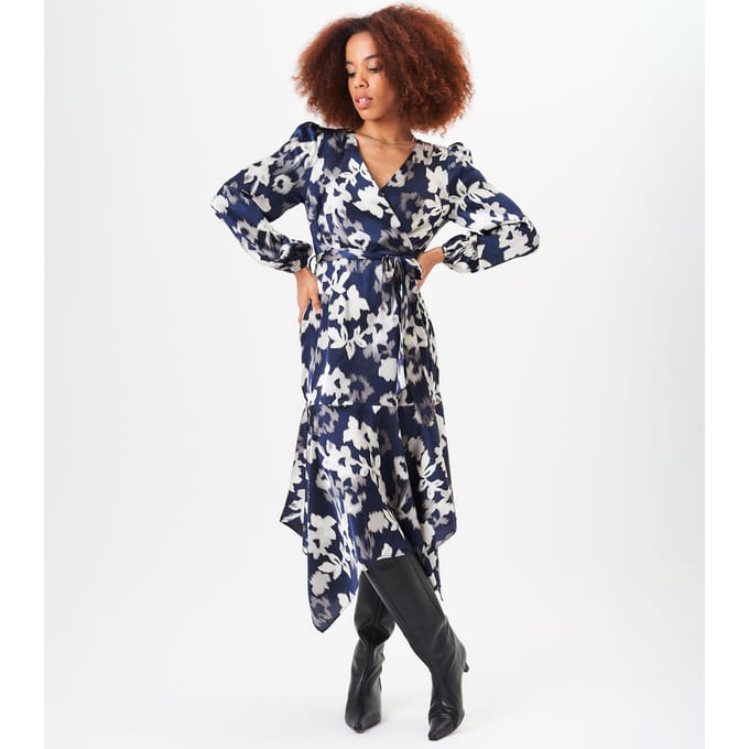 Assymetrische midi-jurk met zoomomslag