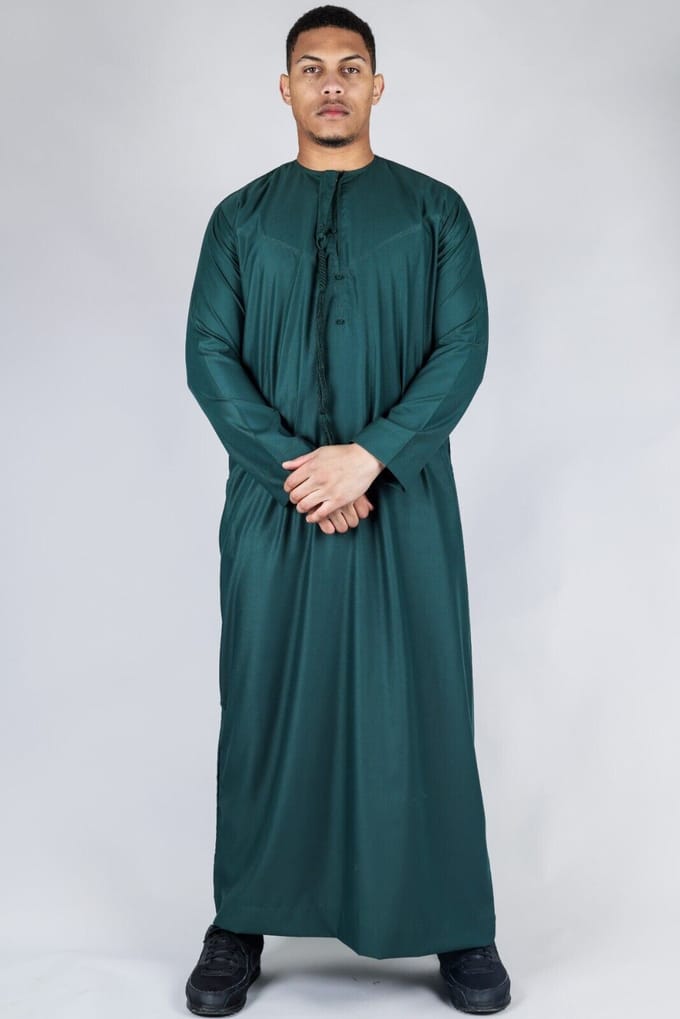 Heren groene Thobe Emirati islamitische Jubba Robe Eid Tassel Slim Fit