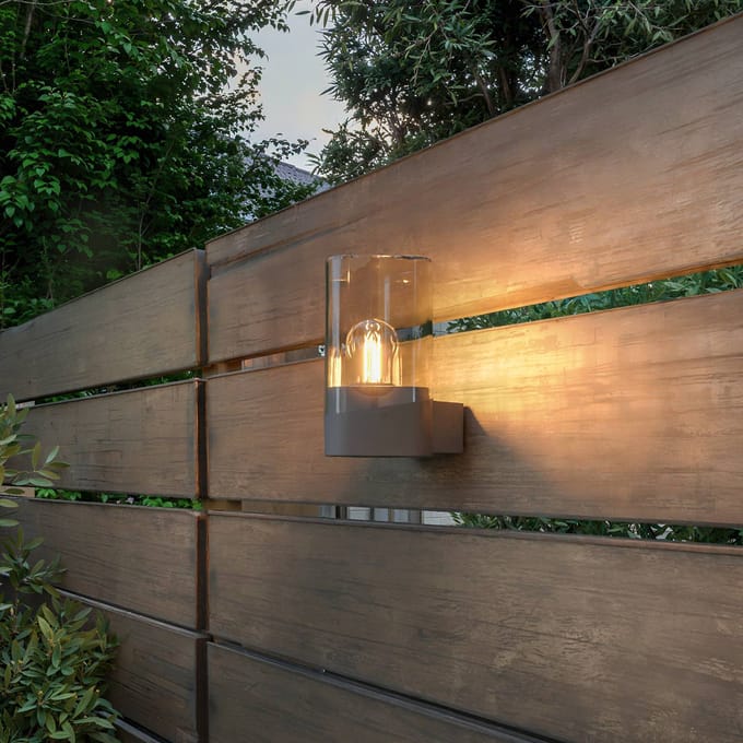 Philips Nayl Wandlamp - Buitenverlichting - E27 LED-lamp meegeleverd - Warmwit licht: 2700K - Antraciet - PowerShield coating