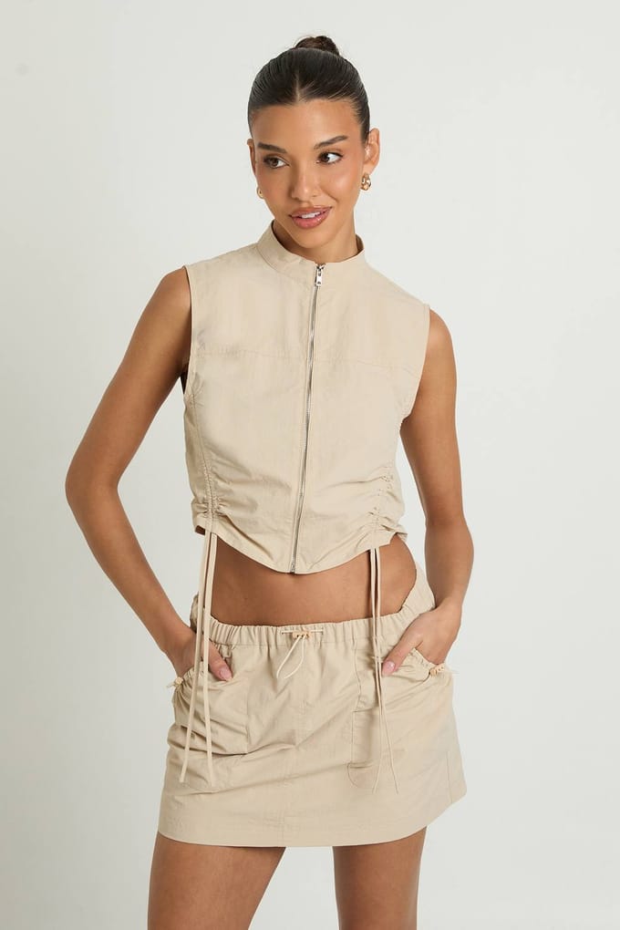 boohoo Dames Nylon Cargo Rokbroek | Stone | Maat: 14