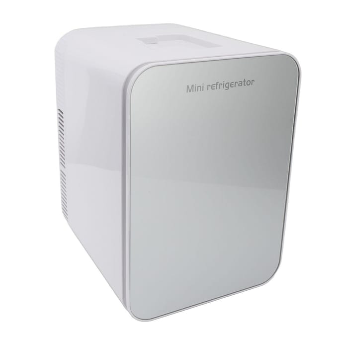 Kleine Auto Koelkast 10L Energiebesparend Multifunctioneel Snel Koelen Draagbare Koelkast voor Make-up white