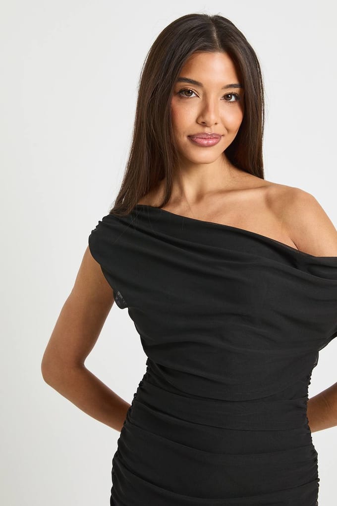 boohoo Dames Off-shoulder mesh maxi jurk | Zwart | Maat: 36