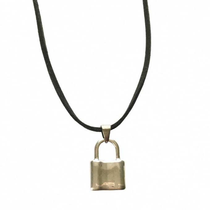Zwart -suede -koord - slotje - Charme Bijoux
