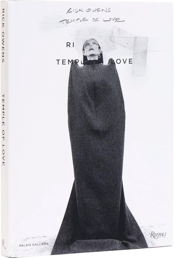 Invloedrijke Ontwerpercollectie: Evolutie van Subversieve Modetrends