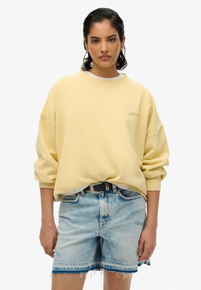 Superdry - Essential oversized sweatshirt met ronde hals en logo - Dames - Truien