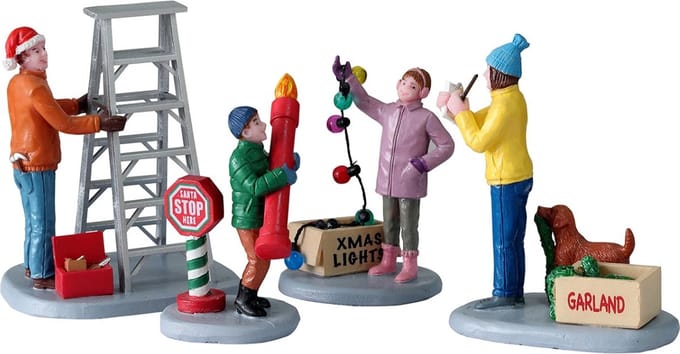 Lemax - Getting Ready To Decorate, Set Of 4 - Kersthuisjes & Kerstdorpen