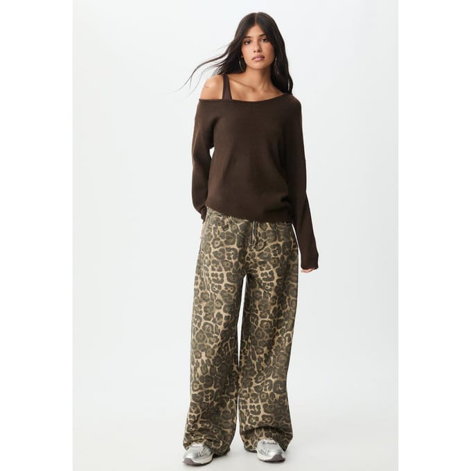 Stradivarius Asymmetrische tricot trui  Bruin M