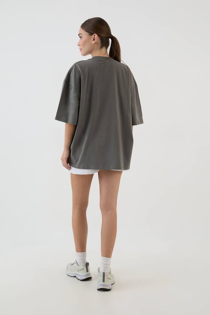 Dames Dsgn Studio Sports Club Zwaargewicht Oversized T-shirt | Houtskool | Maat: Medium