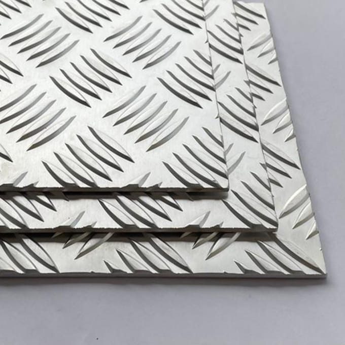 Aluminium Tranenplaat 5-Traans – Gebeitst - 3,5/5mm, 500x200mm