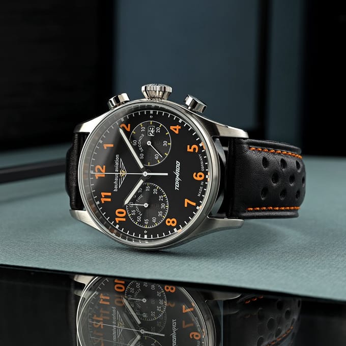Bauhaus Aviation 2770-5 Aviation Tornado Horloge
