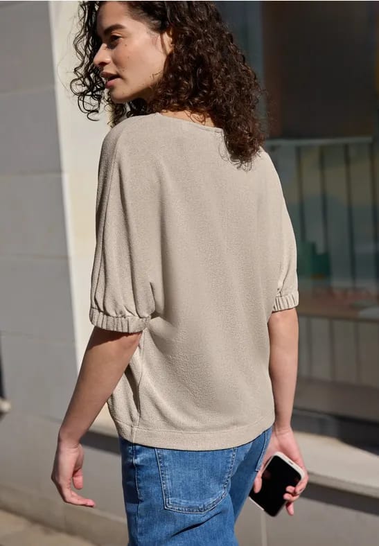 Shirt met ronde hals en rimpels