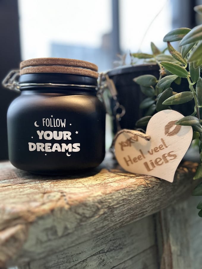 Creaties van Hier - Luxe Spaarpot met houten hartje - Follow your dreams - Glas