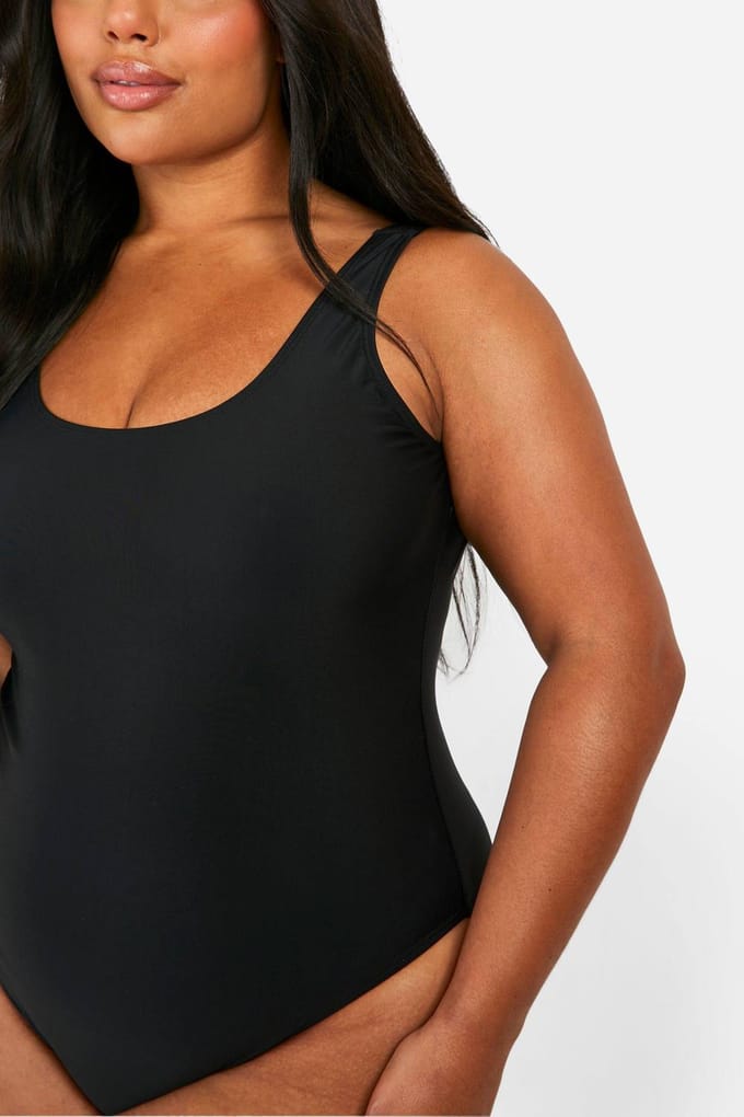 boohoo Dames Plus Tummy Control Scoop Badpak | Zwart | Maat: 54