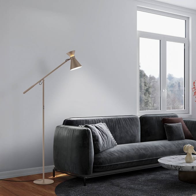 Helestra LED vloerlamp LUK, bruin, dimbaar, in hoogte verstelbaar