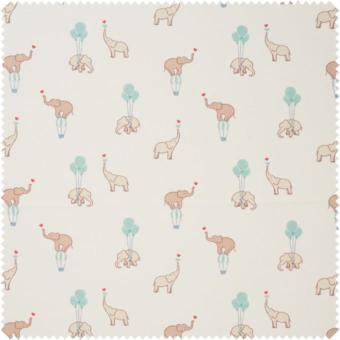 Katoenen stof "Flying Elephants"
