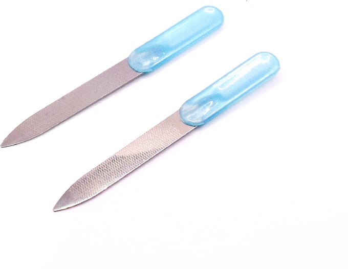Nagelvijlen van metaal verpakt per 2 stuks licht blauw