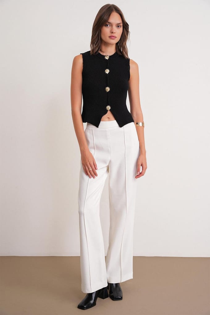 Gebreid Crop Top met Textuur en Knoopdetails
