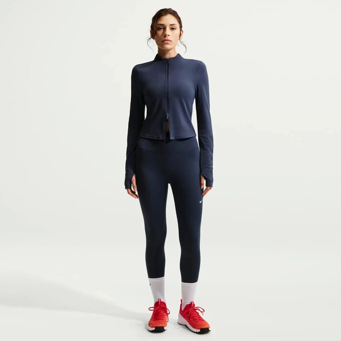 Nike dri-fit one 7/8 tight in de kleur marine.