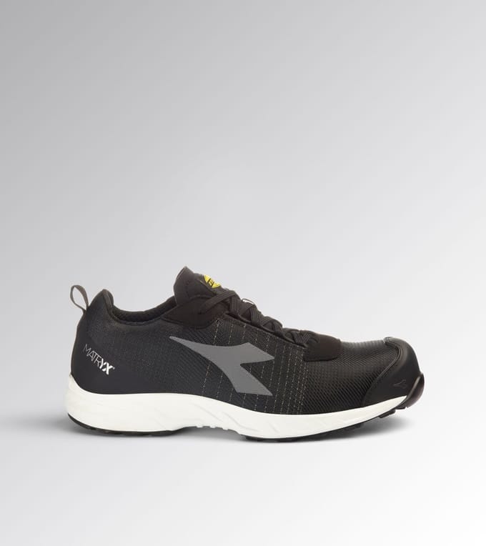 Diadora FLY LT MTX LOW S3L FO SR SC black/white 41