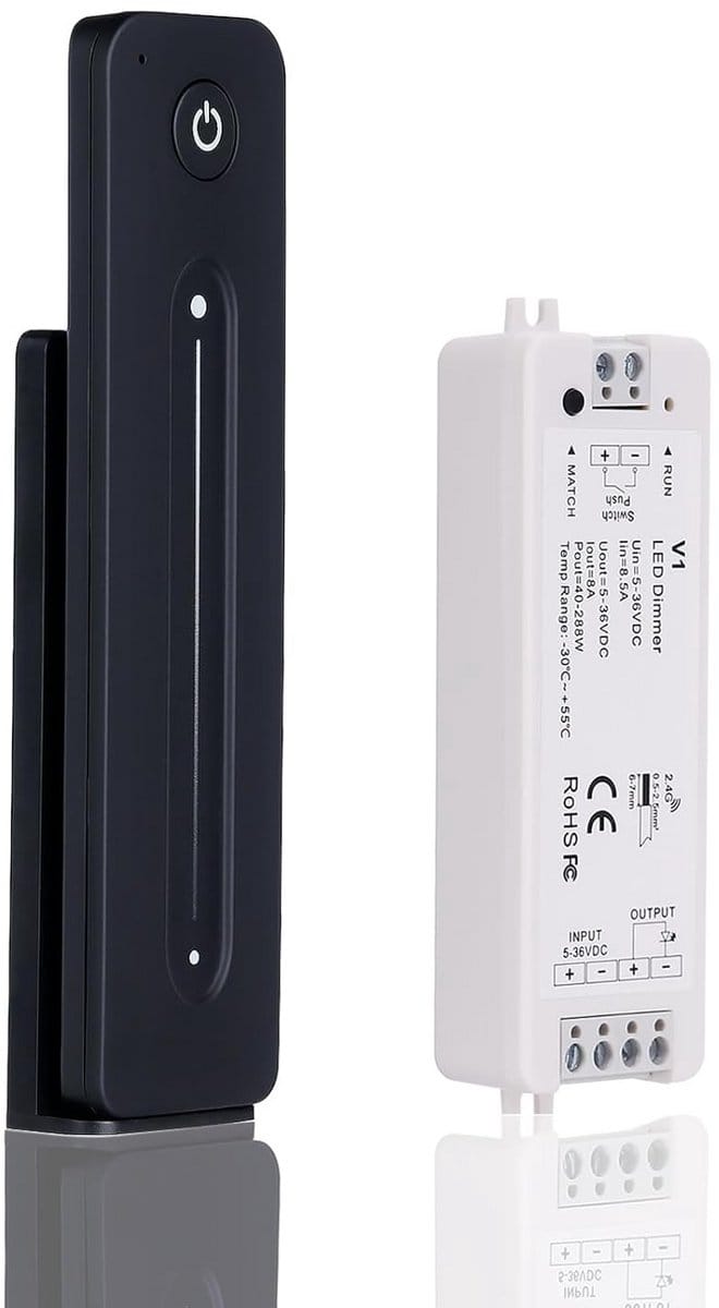 Dimmercontroller met afstandsbediening voor ledstrips - Dimbaar, Magnetische Wandmontage, RF, 5-36V, 8A
