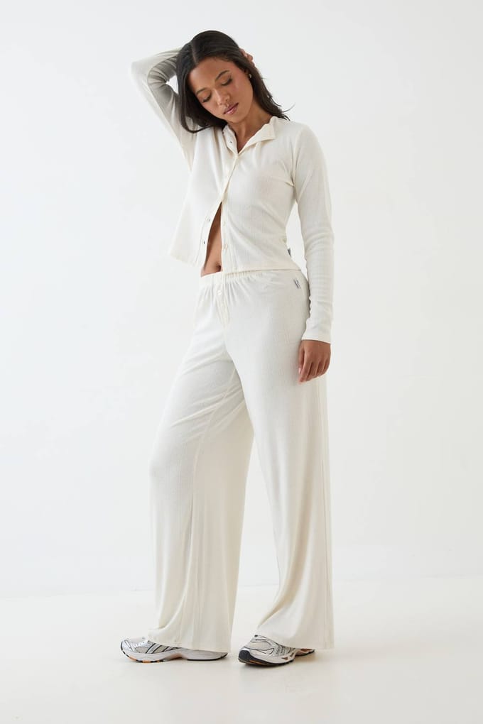 Dames Dsgn Studio Pointelle Top Met Knoopsluiting En Lange Mouwen | Creme | Maat: Medium