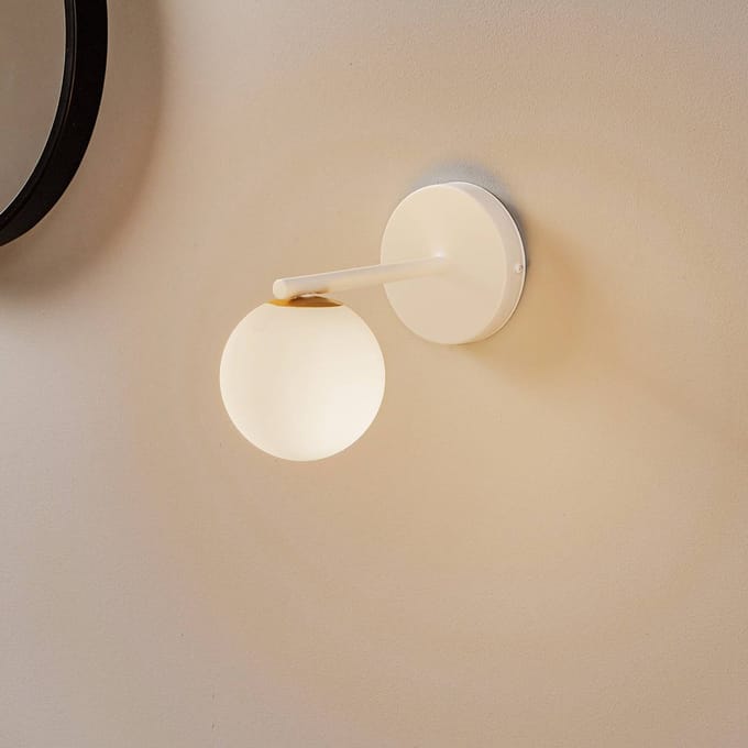 SIGMA Wandlamp Gama in wit met glazen bol