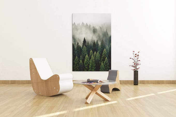 Canvas Schilderij – Het Bos in Mist – Natuurlijke Wanddecoratie – 90x60x2 cm