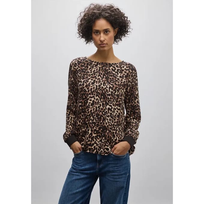Gedessineerde blouse