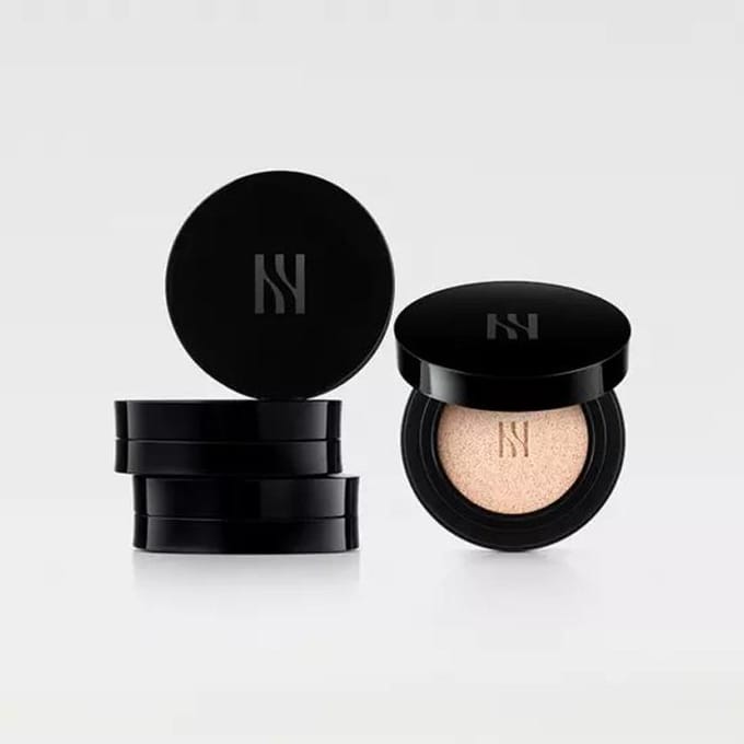 [HERA] Fond de teint Black Cushion avec recharge SPF34/PA++ (21N1 Vanille) 15g black