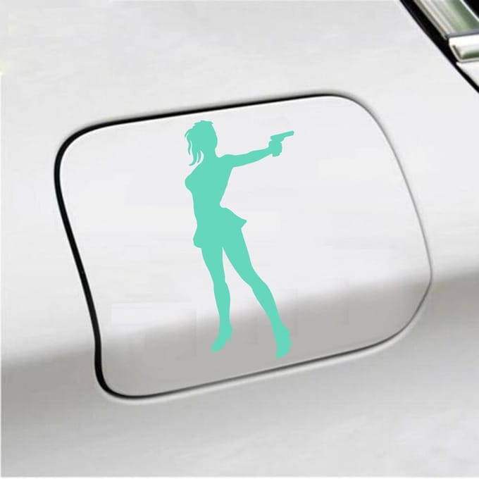 Bumpersticker - Vrouw Met Geweer - 8 X 16 - Mint