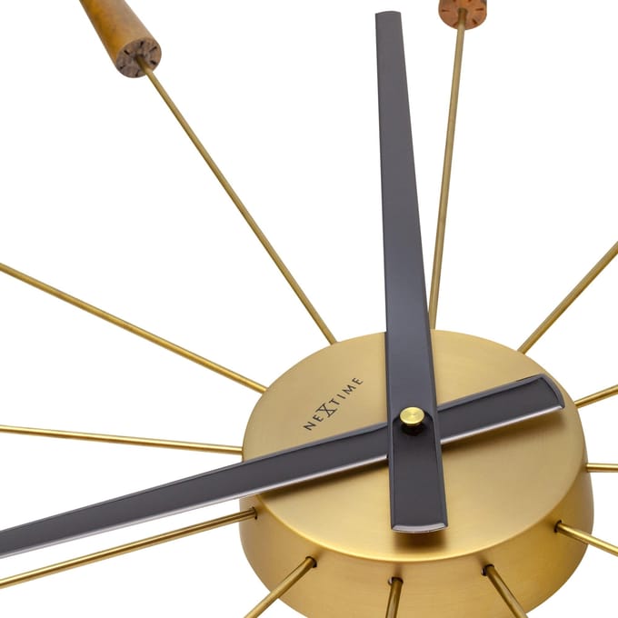 NeXtime Plug Inn – Stille Wandklok – 58 cm – Metaal – Walnoot – Design