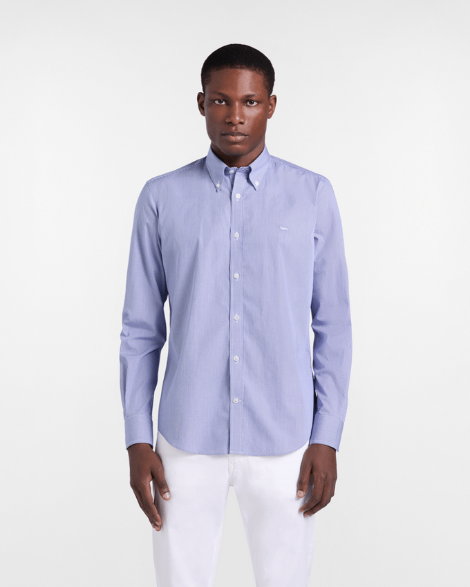 regular fit man blauwe lucht